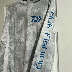 Huk Daiwa Hooded Fishing Shirt